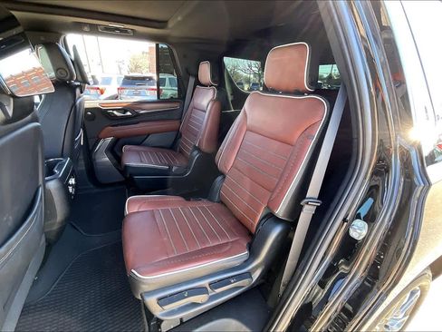 Used 2023 GMC Yukon Denali Ultimate image 21