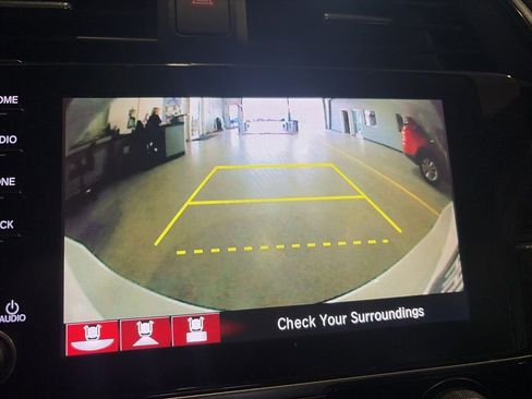 Used 2020 Honda Civic Sport image 9