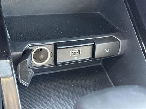 Used 2020 Kia Telluride S w/ S 8 Passenger Seating Package image 26