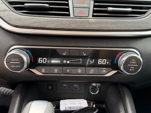 New 2026 Nissan Altima 2.5 SV image 14