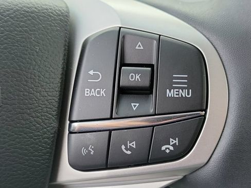 New 2026 Ford Explorer Active RWD image 9