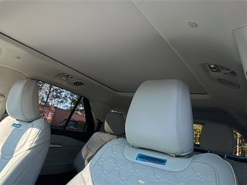 New 2026 Ford Explorer Platinum w/ LUX Leather Package image 30