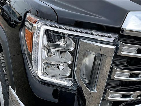 Used 2023 GMC Sierra 3500 SLE w/ SLE Convenience Package image 30