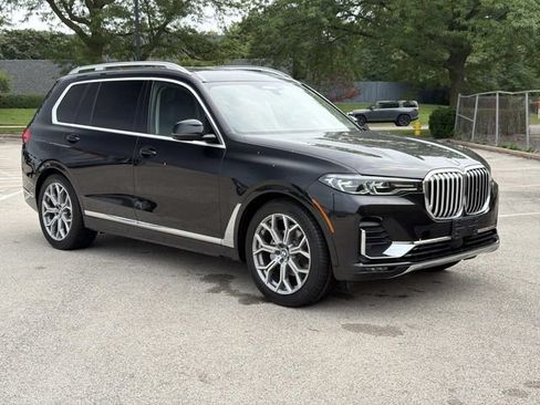 Used 2022 BMW X7 xDrive40i AWD/4WD image 3
