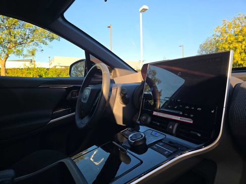 Used 2024 Toyota bZ4X XLE image 10