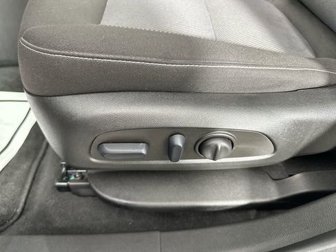 Used 2024 Chevrolet Blazer LT w/ Convenience Package image 19