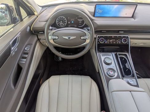 Used 2024 Genesis GV80 3.5T AWD/4WD image 16