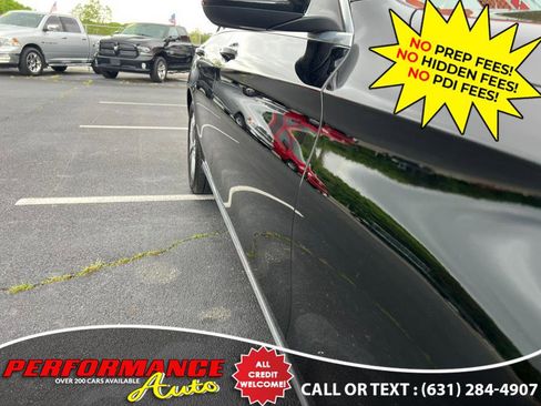 Used 2018 Mercedes-Benz C 300 4MATIC Sedan image 19