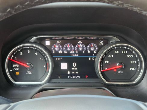 Used 2021 Chevrolet Suburban Z71 w/ Z71 Off-Road Package AWD/4WD image 23