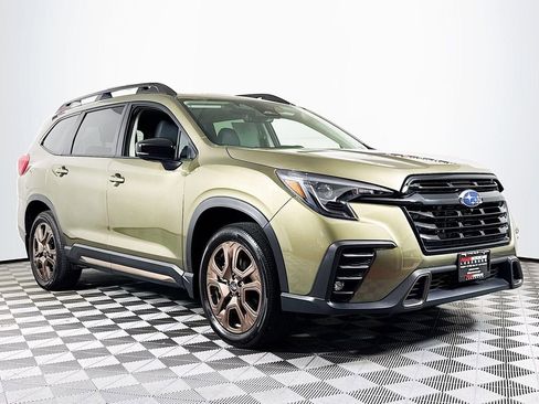 Used 2025 Subaru Ascent Bronze Edition AWD/4WD image 1