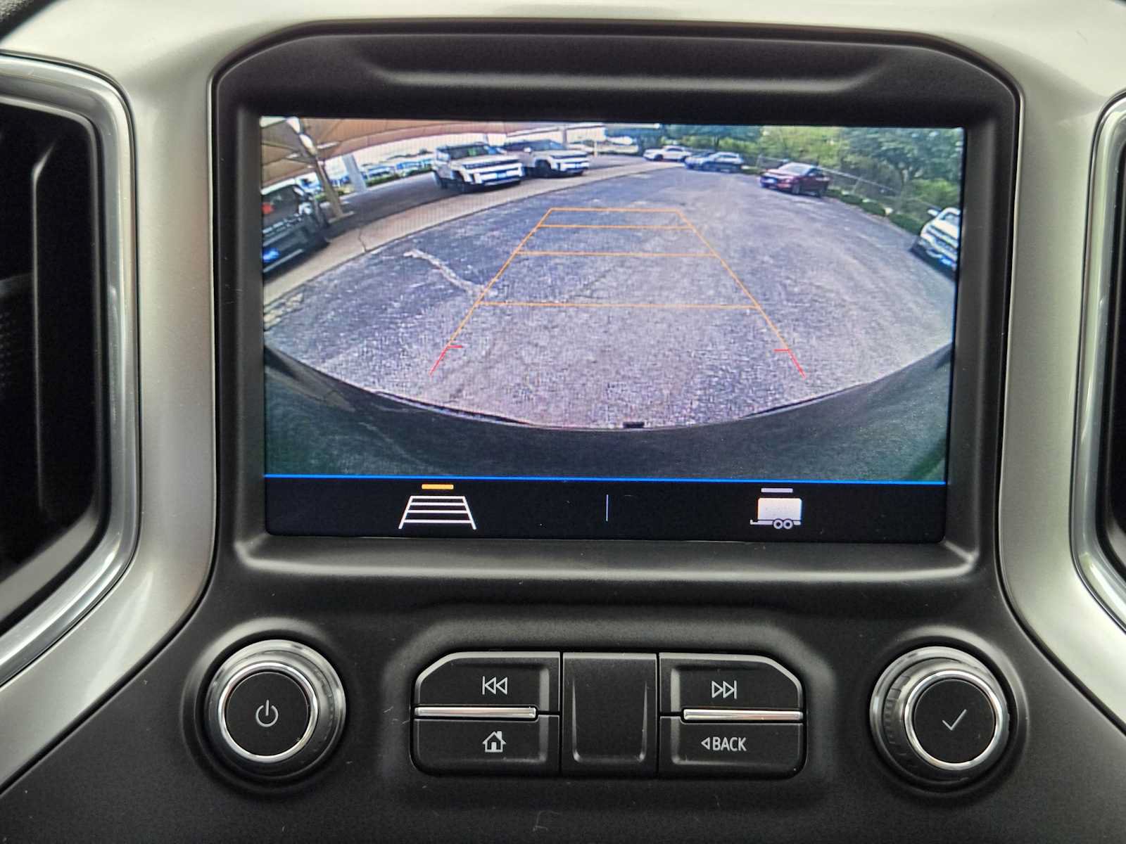 Used 2020 Chevrolet Silverado 1500 RST w/ Texas Edition AWD/4WD image 19