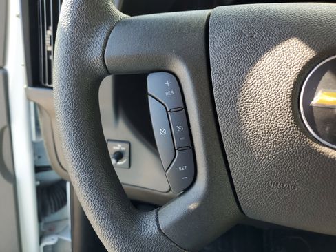 Used 2025 Chevrolet Express 2500 Work Van w/ Driver Convenience Package image 22