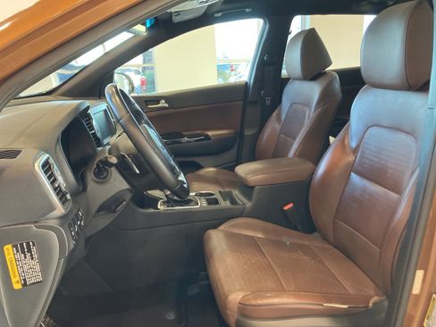 Used 2017 Kia Sportage SX image 12