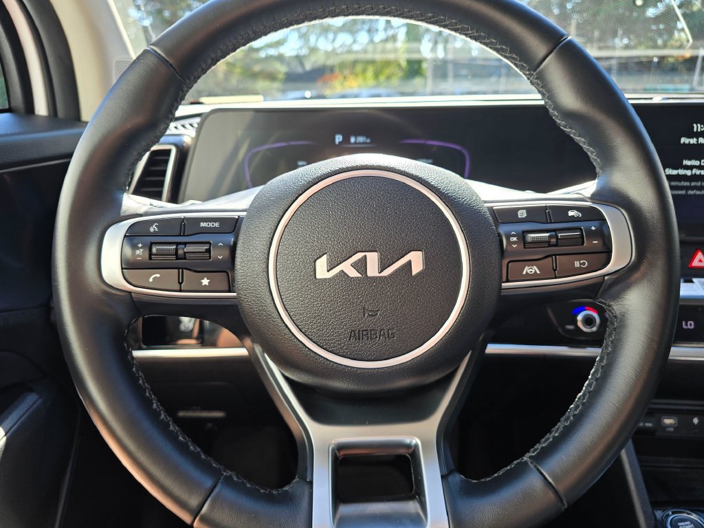 Certified 2023 Kia Sportage EX FWD image 15
