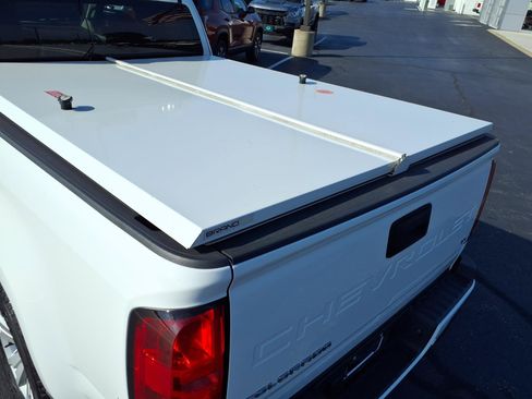 Used 2022 Chevrolet Colorado LT w/ Fleet Safety Package RWD image 4