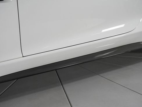 Used 2014 Aston Martin Vanquish Coupe image 18