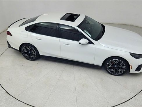 Used 2025 BMW i5 eDrive40i w/ M Sport Package image 72