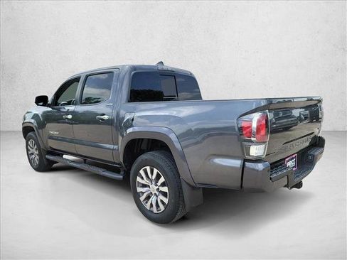Used 2022 Toyota Tacoma Limited RWD image 7