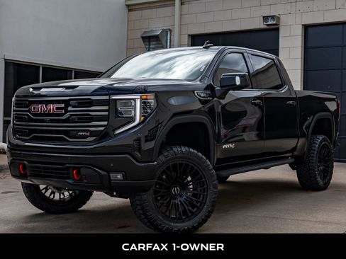 Used 2025 GMC Sierra 1500 AT4 w/ AT4 Premium Package AWD/4WD image 5