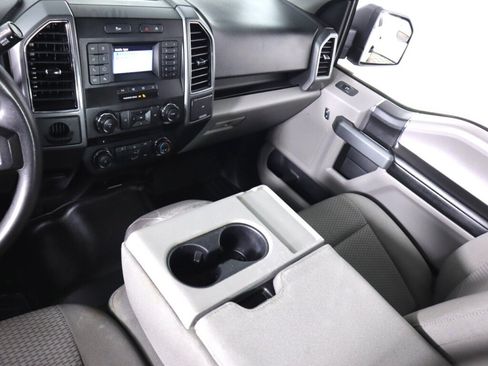 Used 2018 Ford F150 XLT RWD image 32