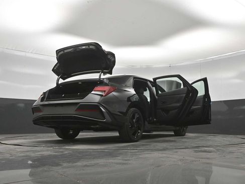 New 2026 Hyundai Elantra SEL Sport FWD image 47