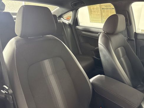 Used 2024 Honda Civic Sport image 25