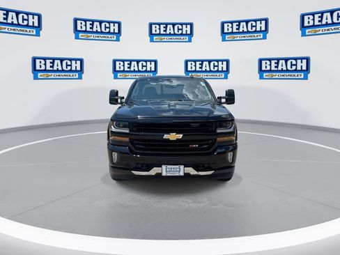 Used 2018 Chevrolet Silverado 1500 LT w/ All Star Edition AWD/4WD image 3