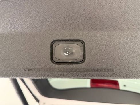 Used 2015 Ford Explorer Limited w/ Equipment Group 302A image 32