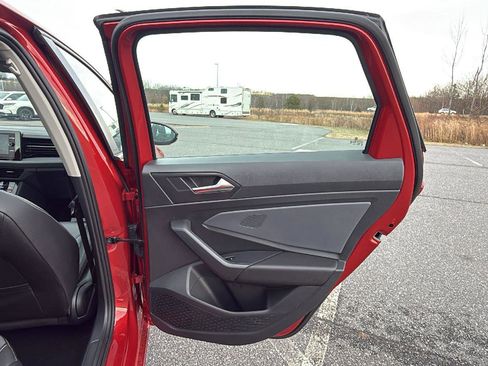 Used 2025 Volkswagen Jetta SEL image 20