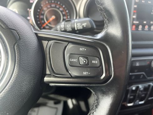 Used 2020 Jeep Wrangler Unlimited Sport S image 18