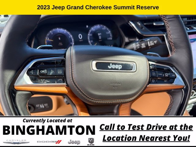 Used 2023 Jeep Grand Cherokee Summit AWD/4WD image 20