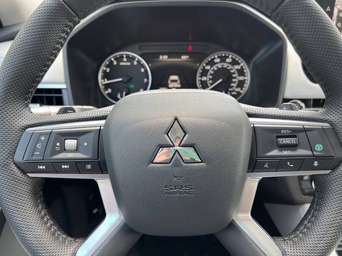 New 2026 Mitsubishi Outlander SE AWD/4WD image 23
