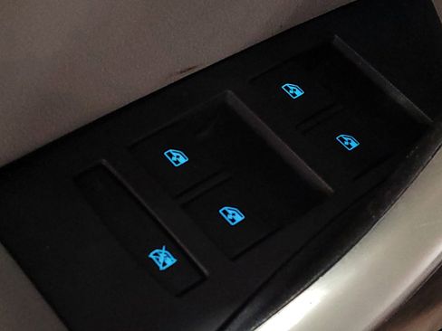 Used 2015 Buick Verano FWD image 27