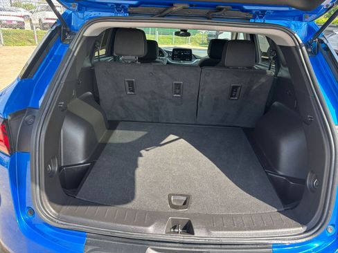 Used 2025 Chevrolet Blazer LT image 32