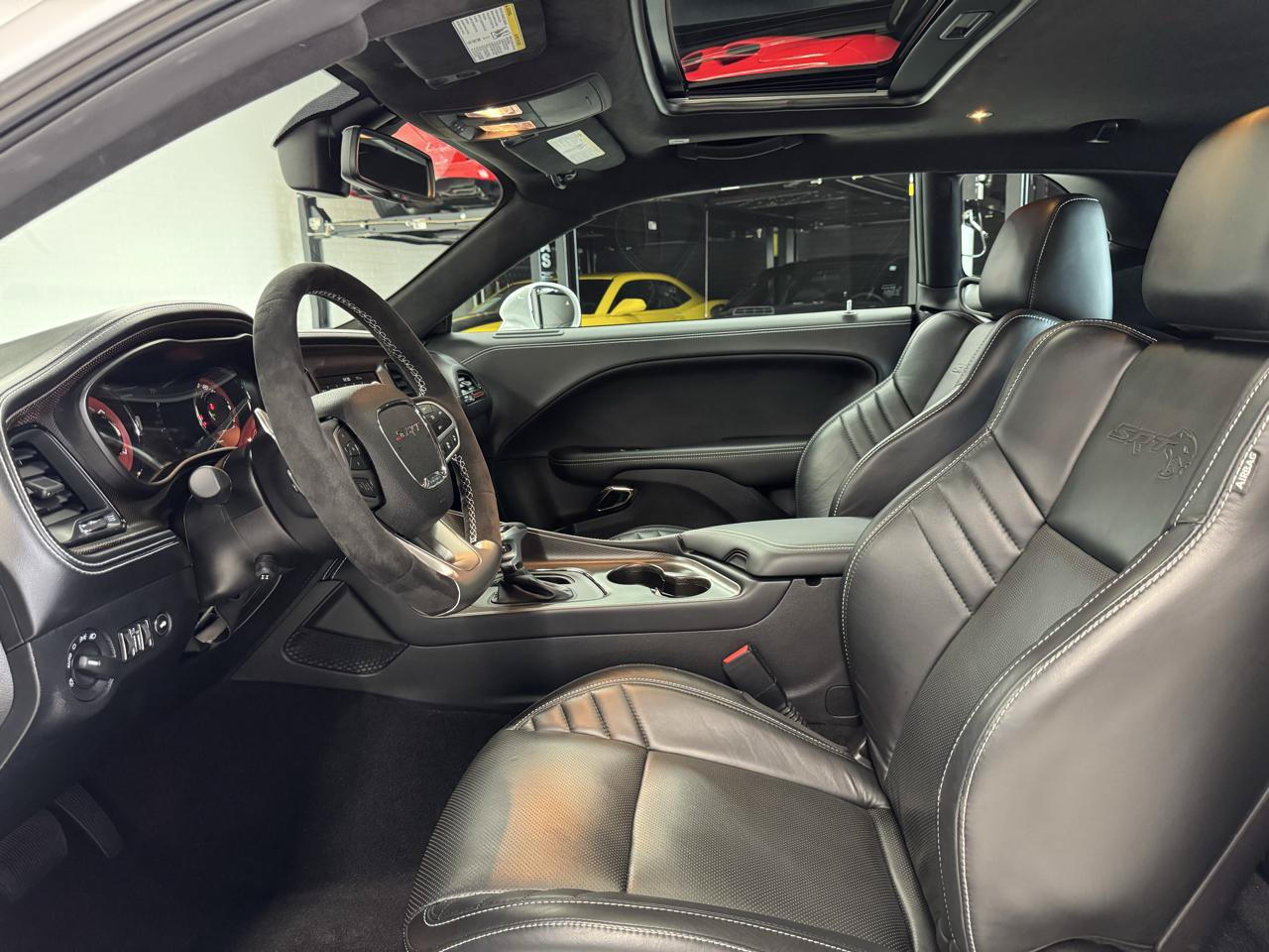 Used 2023 Dodge Challenger SRT Hellcat RWD image 49