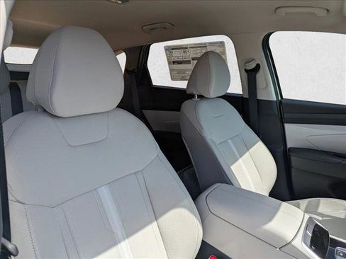 New 2026 Hyundai Tucson SEL FWD image 18