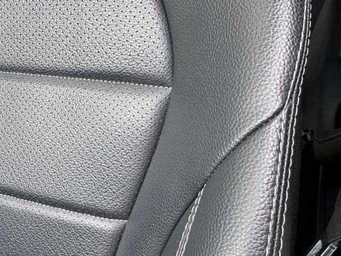 Used 2023 Mercedes-Benz GLC 300 4MATIC Coupe image 25