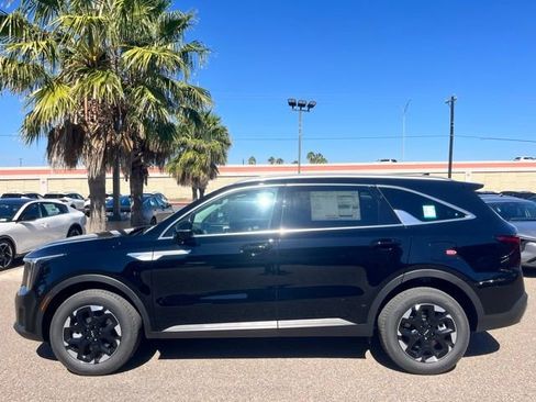 New 2026 Kia Sorento S AWD/4WD image 4