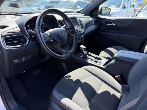 Used 2022 Chevrolet Equinox RS AWD/4WD image 12