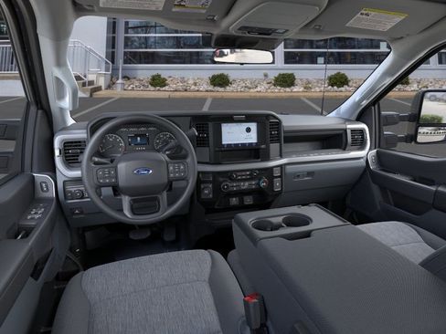 New 2026 Ford F250 XL w/ STX Appearance Package AWD/4WD image 9