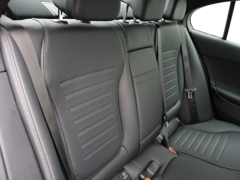Certified 2026 Mercedes-Benz C 300 4MATIC Sedan image 14