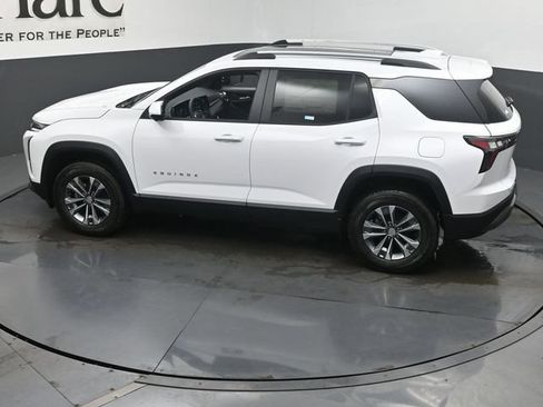 New 2027 Chevrolet Equinox LT w/ Convenience Package II FWD image 21