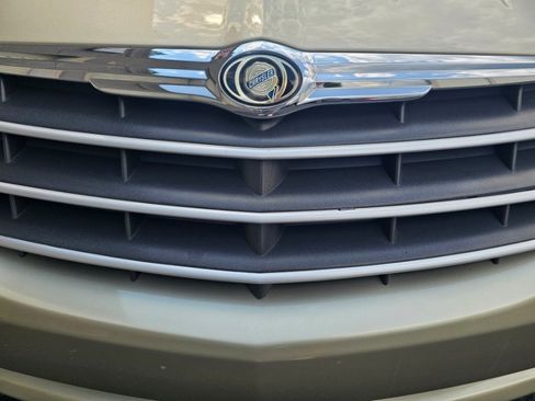 Used 2008 Chrysler Crossfire Limited RWD image 29