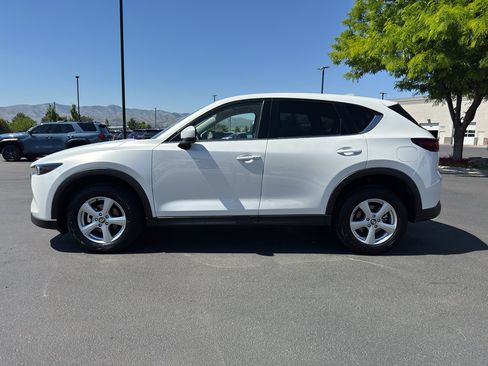 Used 2023 MAZDA CX-5 AWD 2.5 S w/ Select Package image 4