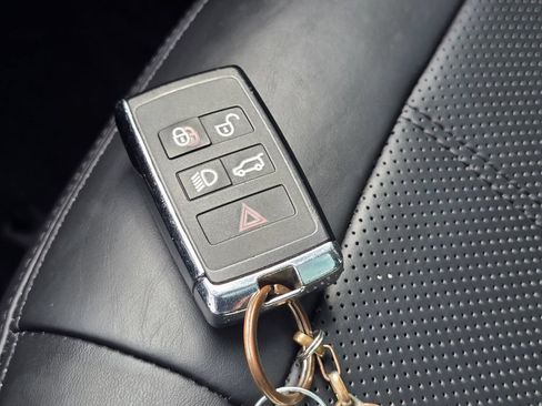 Used 2021 Land Rover Range Rover Sport HSE Silver Edition AWD/4WD image 36