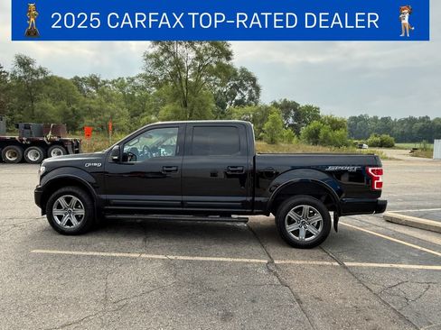 Used 2018 Ford F150 XLT w/ Equipment Group 302A Luxury AWD/4WD image 2
