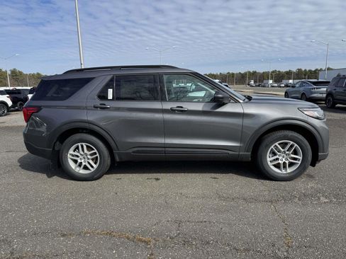 New 2026 Ford Explorer Active AWD/4WD image 6