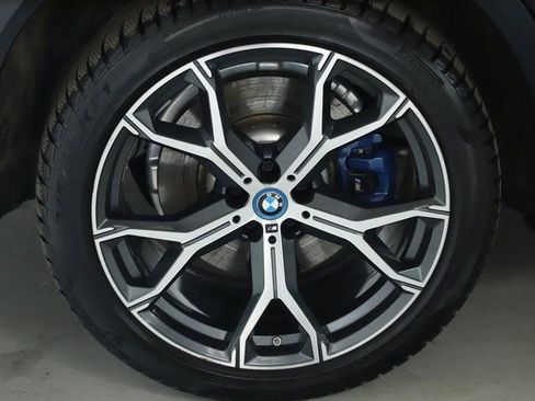 Certified 2024 BMW X5 xDrive50e w/ Executive Package image 14