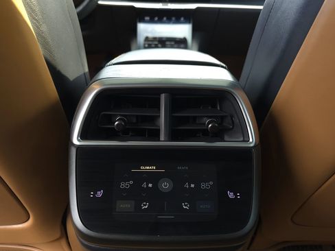 Used 2022 Lucid Air Grand Touring image 17