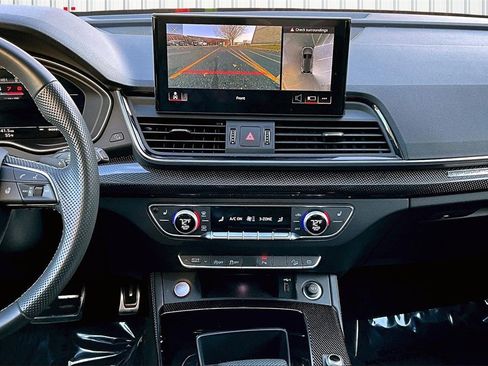 Used 2022 Audi SQ5 Premium Plus image 9